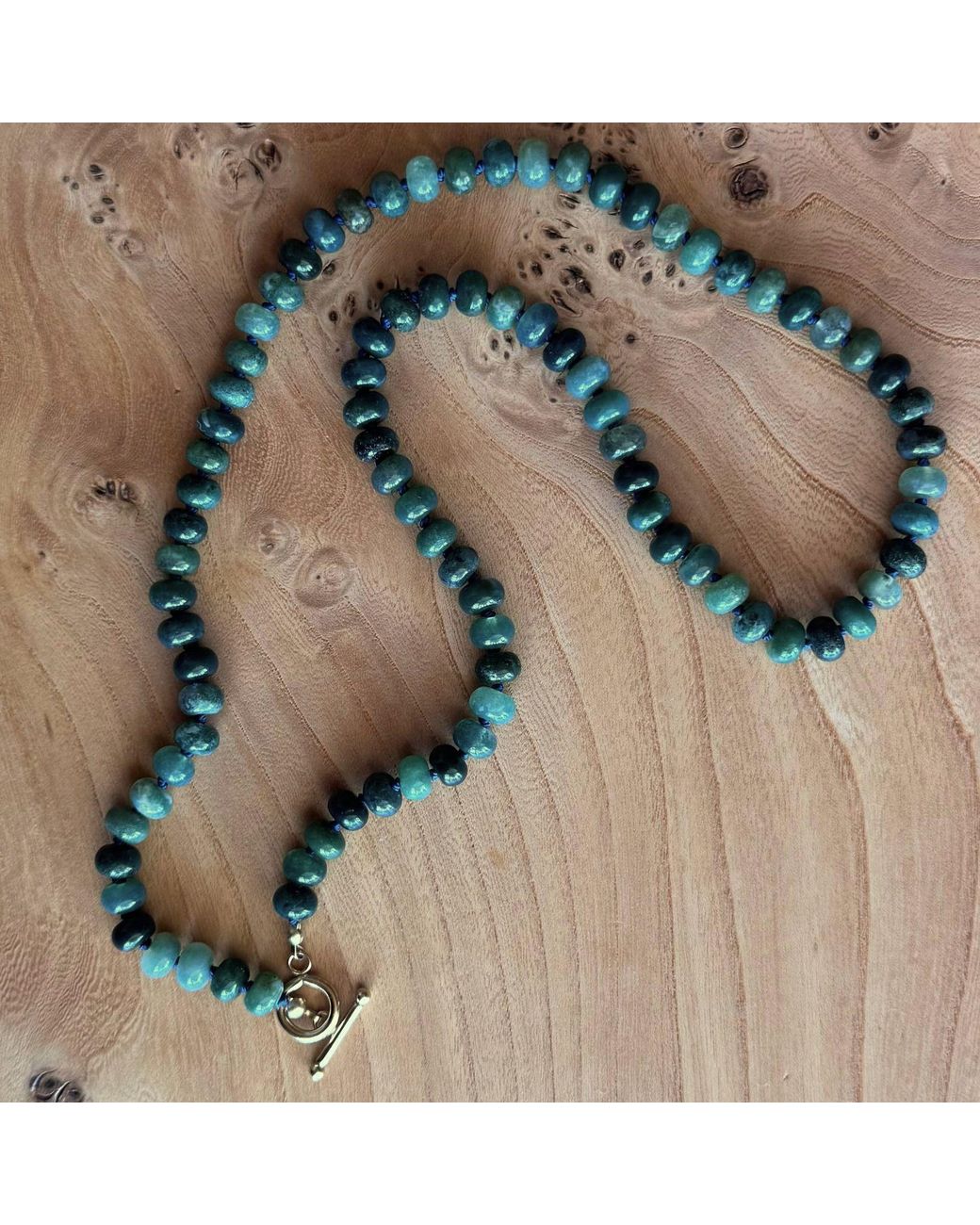 Herself Collections Metallic Agate Bead Necklace