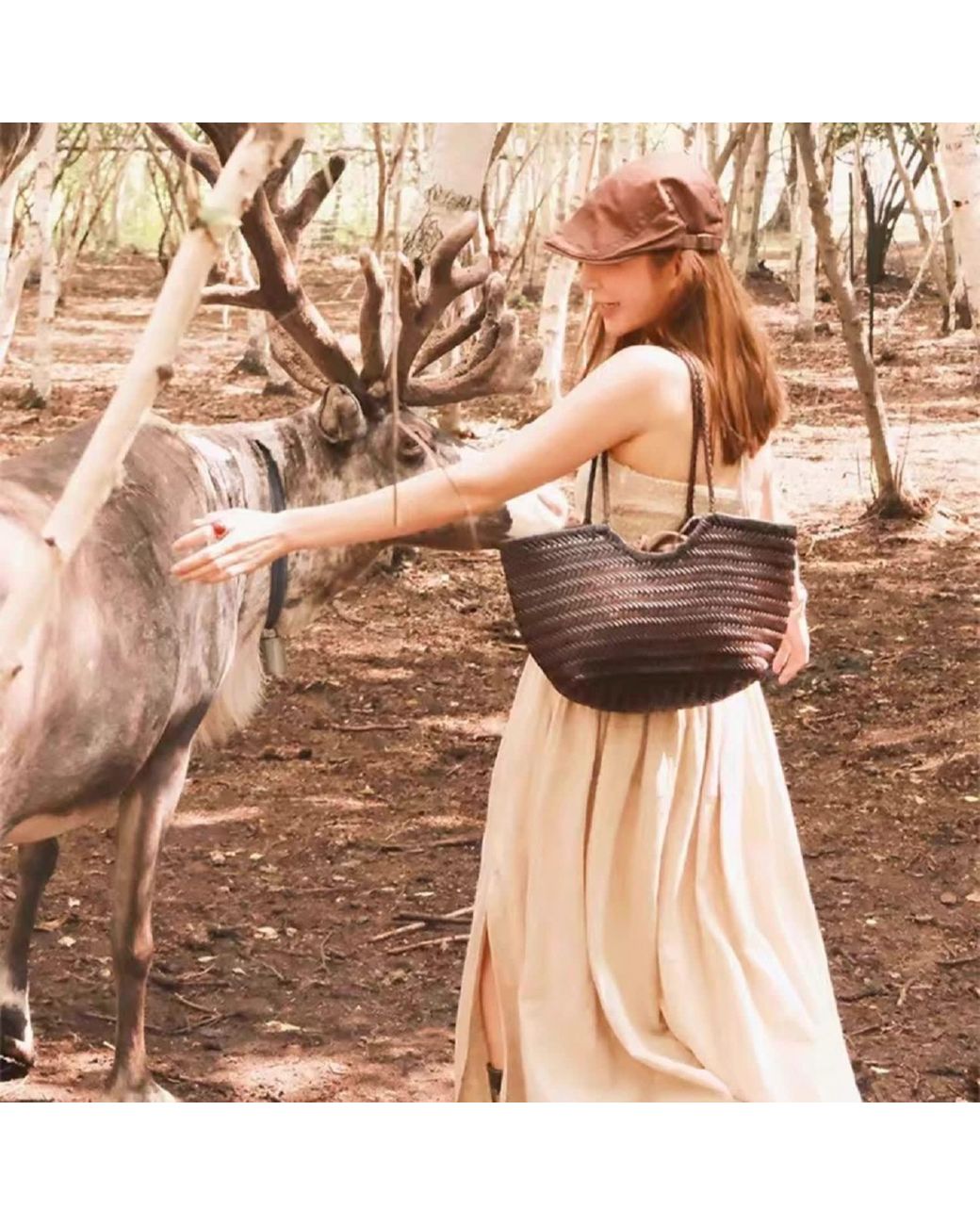 Rimini Brown Hand Weaving Leather Bucket 'Evelina'