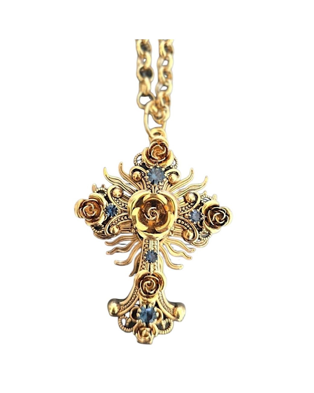 Vstyle Metallic Cross & Roses Necklace