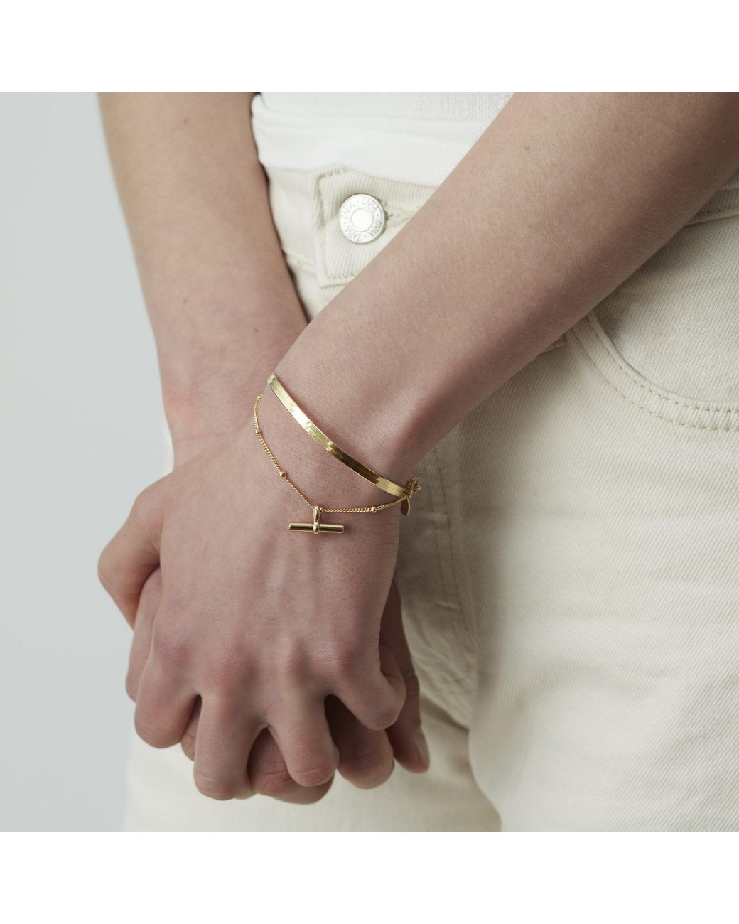 Muru Metallic T-Bar Bracelet