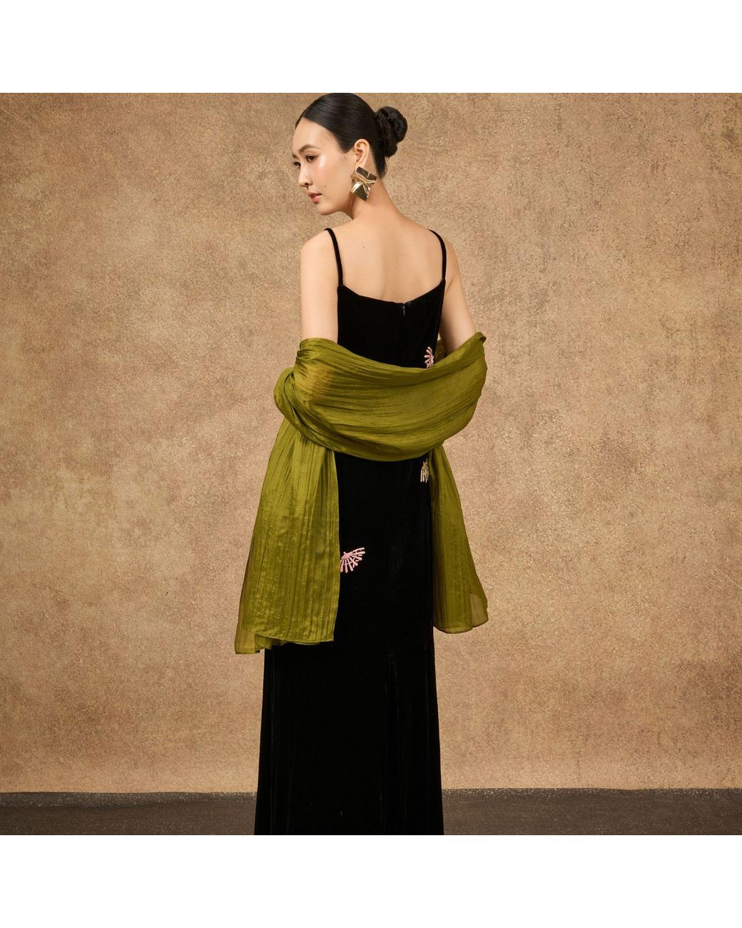 Silk and Bears Green Mulberry Silk Scarf – Everyday & Autumn Wrap