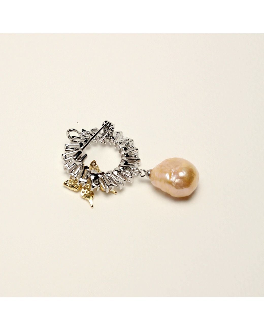 Ninemoo White Aurora Grace Brooch-Pendant