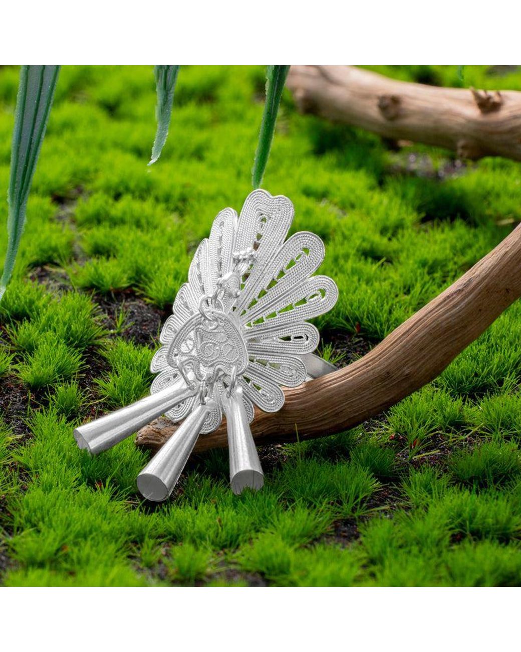 Far East Jewelry White Handcrafted Phoenix Chasing Ring