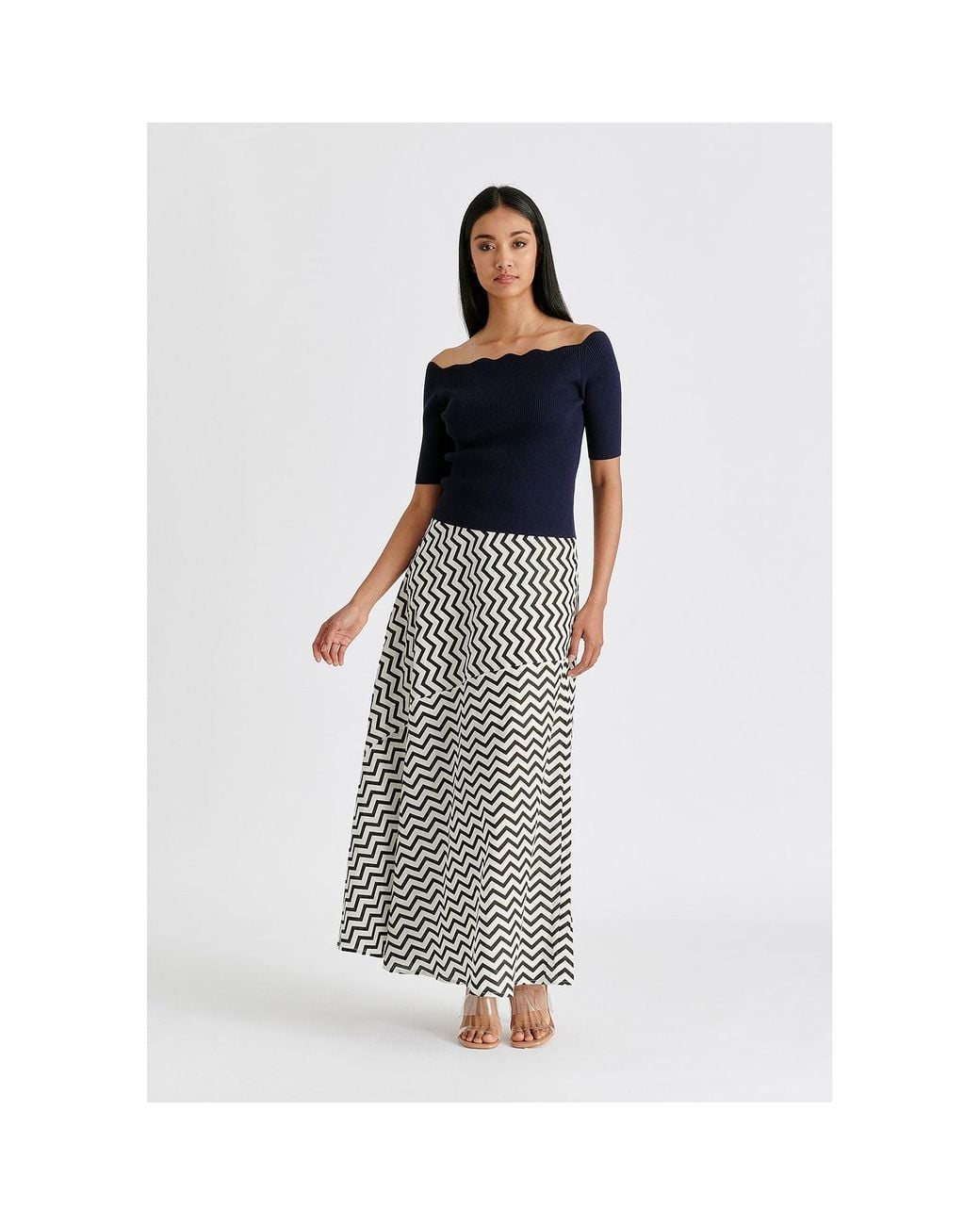 Paisie Blue Scallop Neck Knit Top