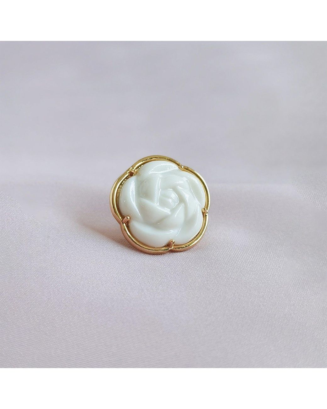 POPORCELAIN Metallic Porcelain Camellia Brooch