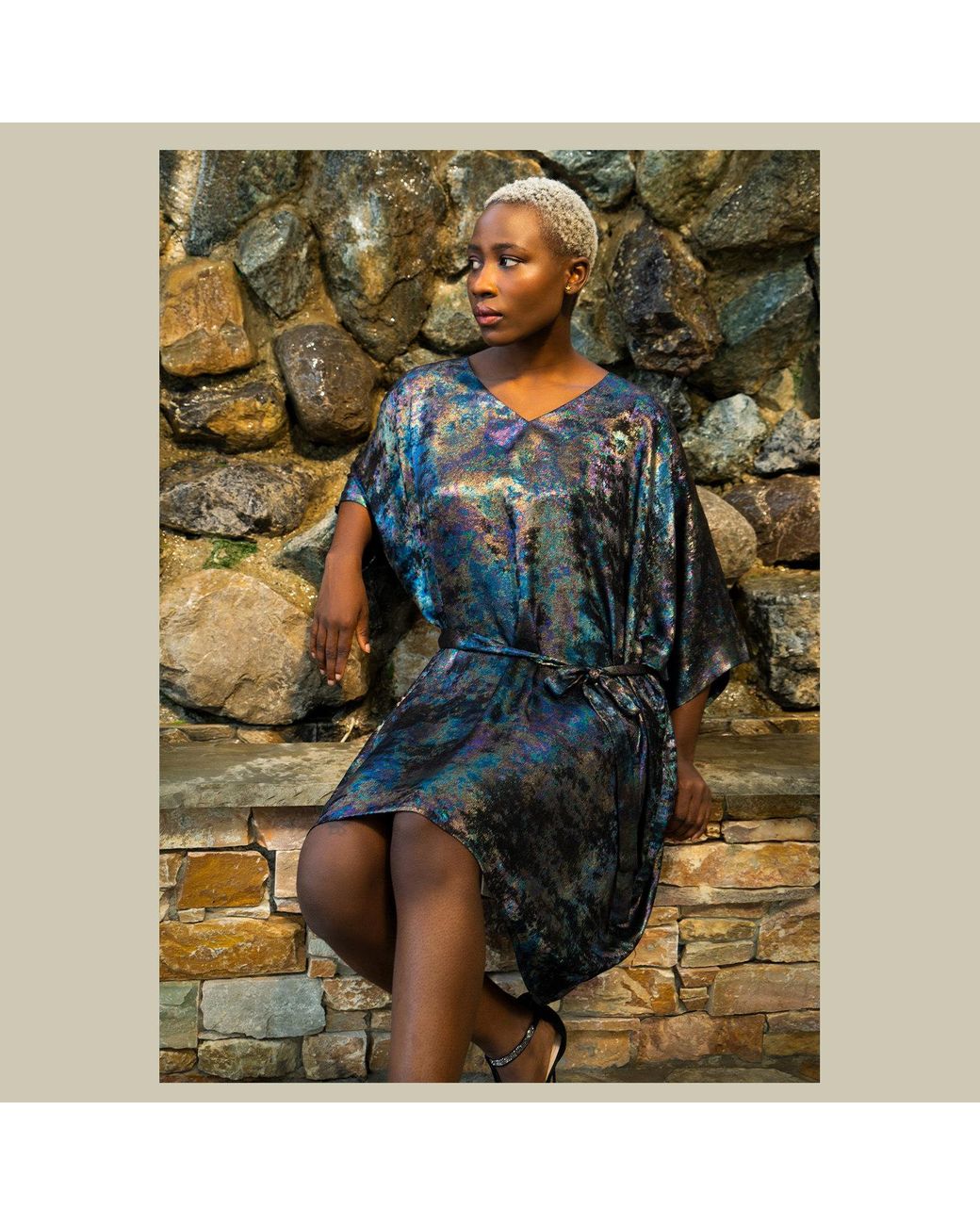 DHARA SHETH DUBAI Black Shadow Of Sequin Shimmer Short Kaftan Party Dress