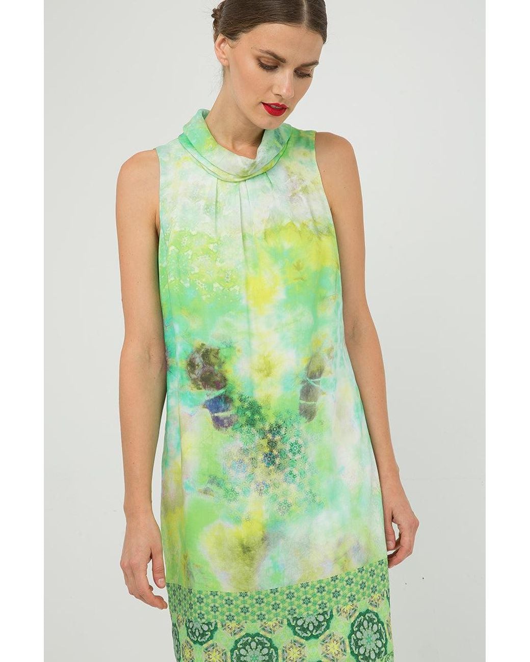 Conquista Green Straight Sleeveless Print Dress By
