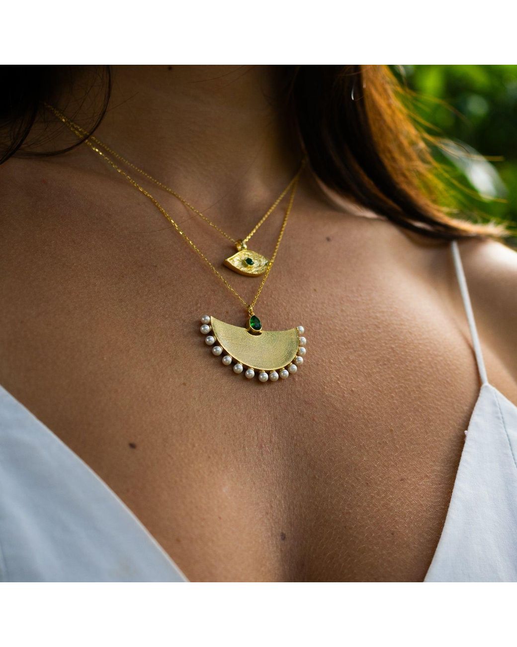 Ebru Jewelry Metallic Cleopatra Moonlight Emerald & Pearl Necklace