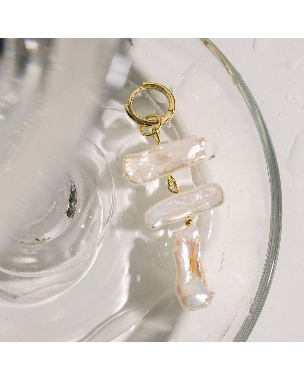 Lait & Lune Metallic Toccata Pearl Earrings