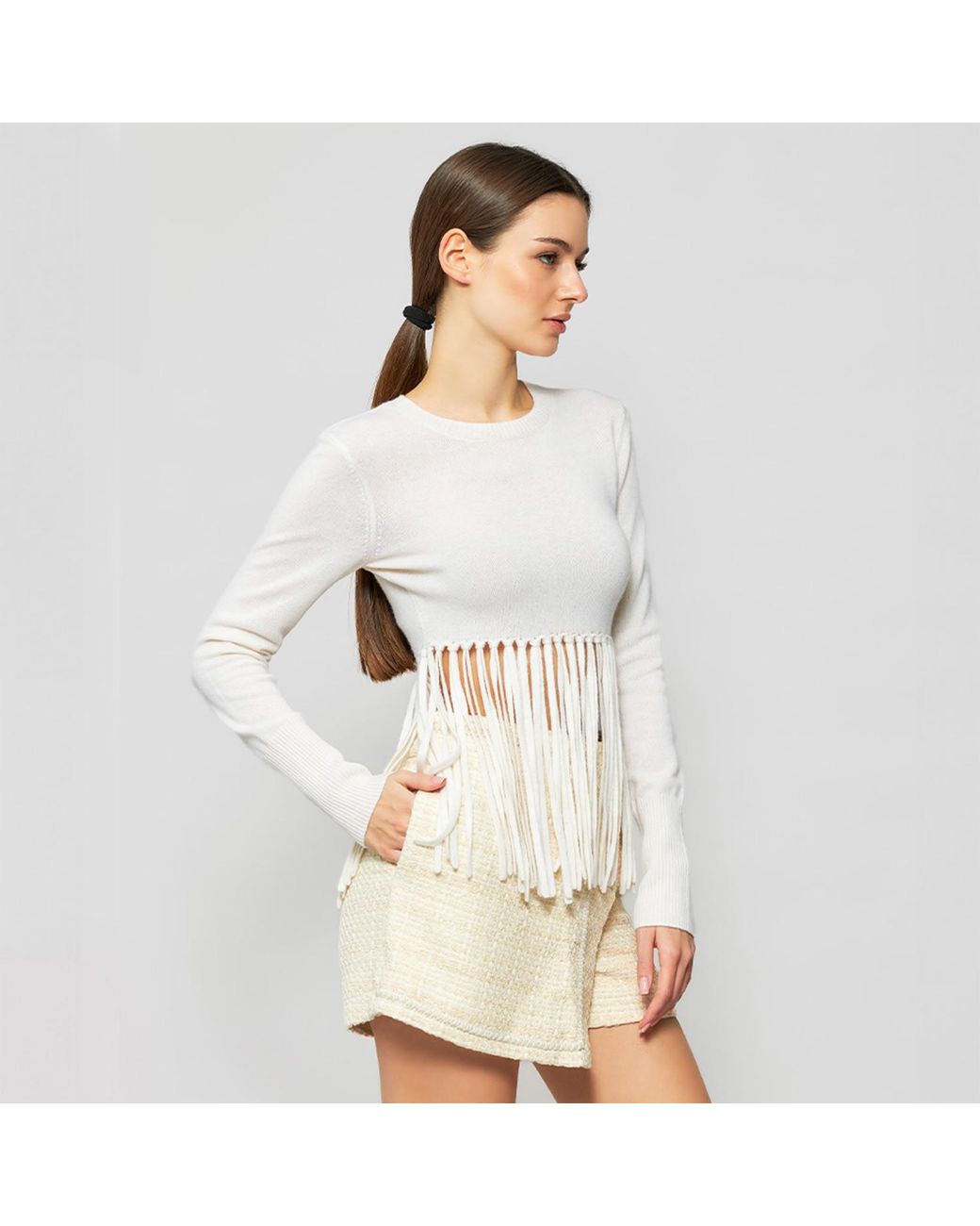 Solgo Atelier White Neutrals Mia Long Sleeve Cashmere Sweater Top With Hand Knotted Fringe Hem
