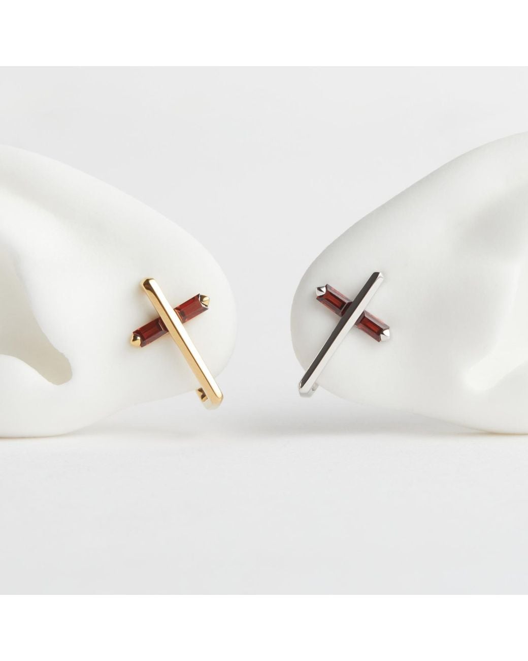 Kasun White Angel Kiss Earring