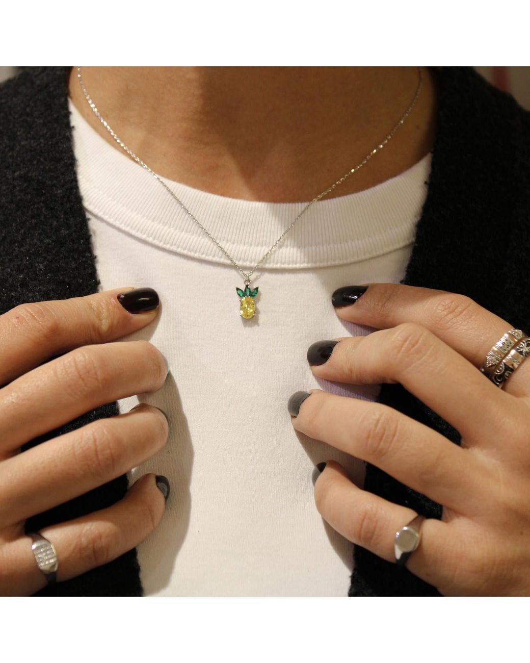 1610Istanbul Metallic Pineapple Necklace