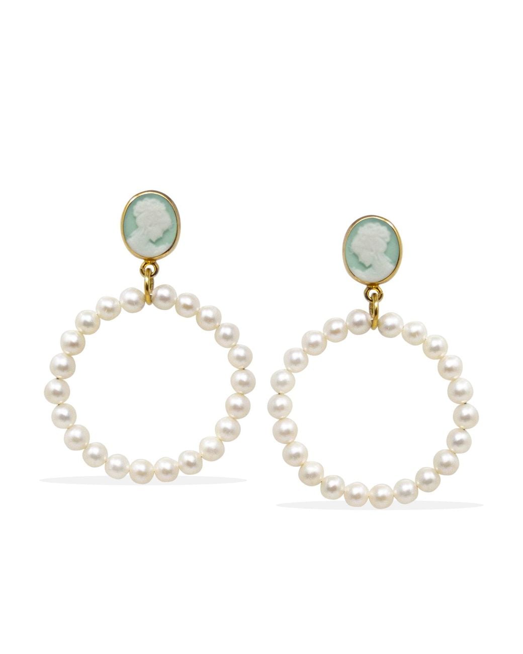 Vintouch Italy Metallic A Perfect Circle Cameo And Pearl Earrings