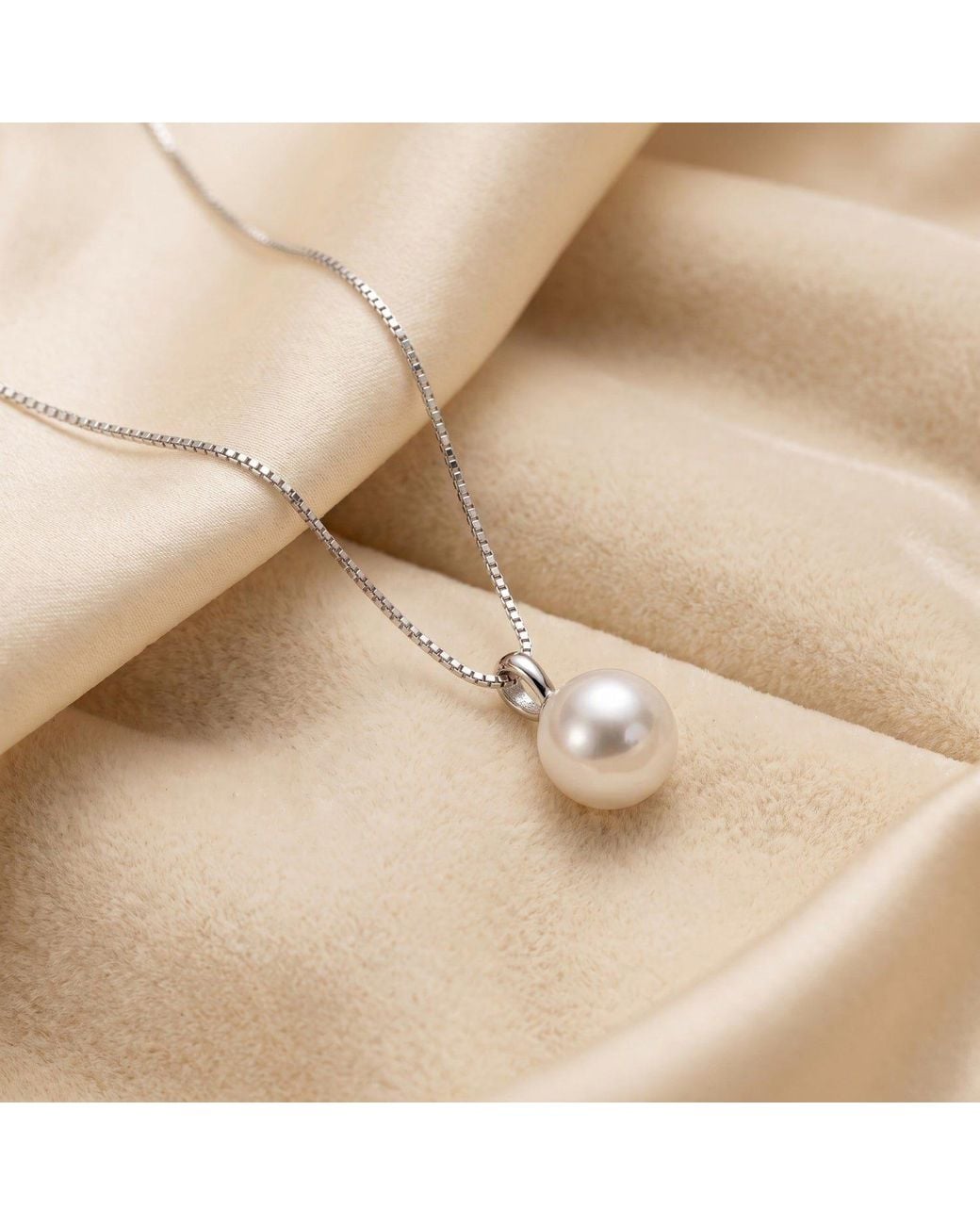 Sophelia White Minimalist Dainty Natural Pearl Sterling Necklace