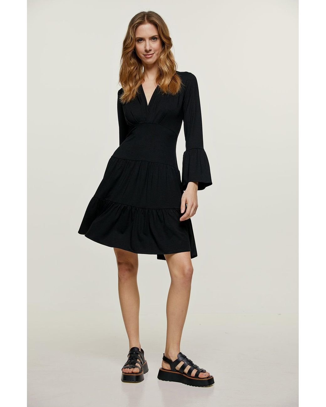 Conquista Black Jersey Tiered Dress