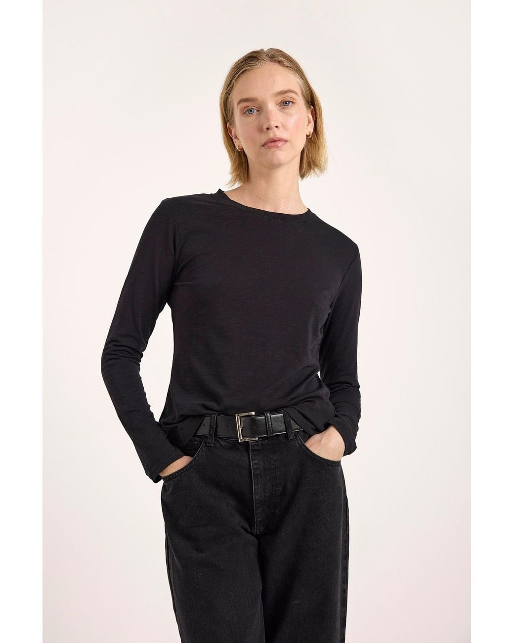 Brodie Cashmere Blue Long Sleeve Crew Neck