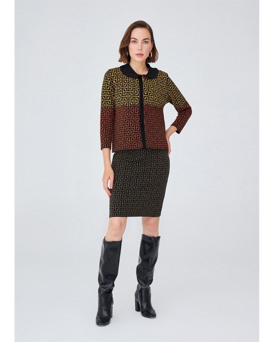Peraluna Brown 3/4 Sleeve Geometric Jacquard Patterned Knitwear Jacket