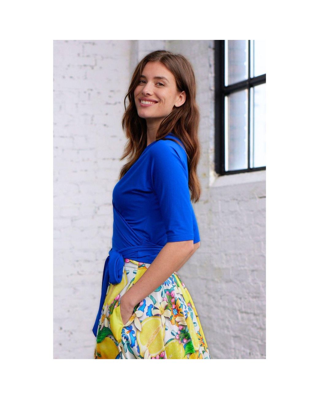 Marianna Déri Blue Royal Wrap Top