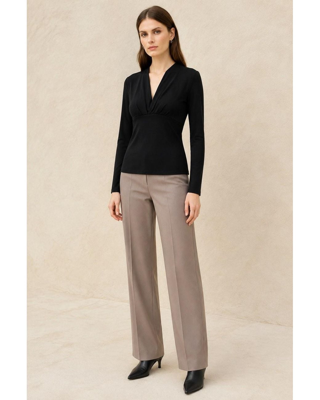 Conquista Black Pleated Surplice Long Sleeve Top