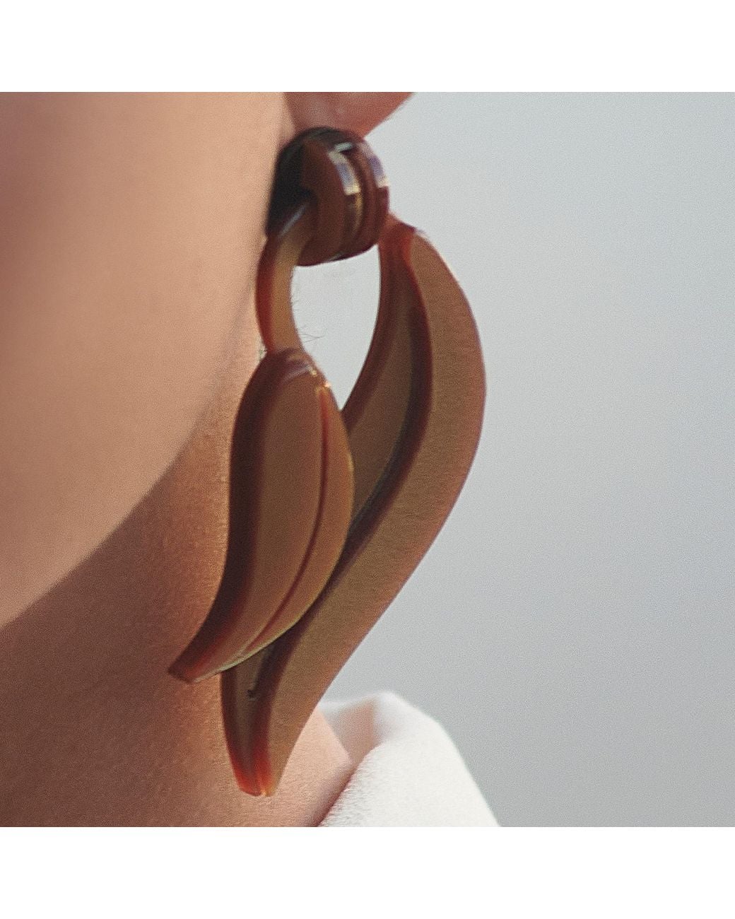 Gissa Bicalho Black Acrylic Handmade Earring Leaf Deco