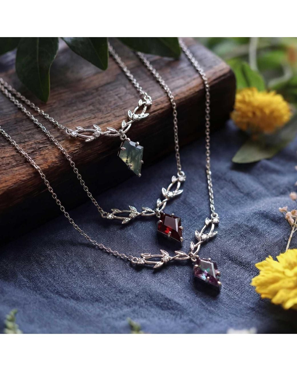 Azura Jewelry New York Metallic Elven Entwine Moss Agate Necklace Vermeil