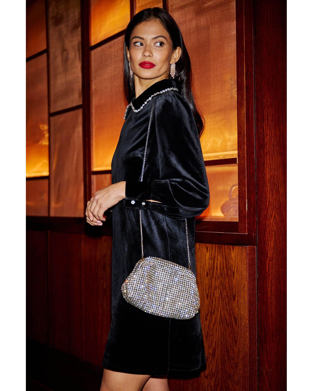Yumi' Black Long Sleeve Velvet Tunic With Diamante Collar