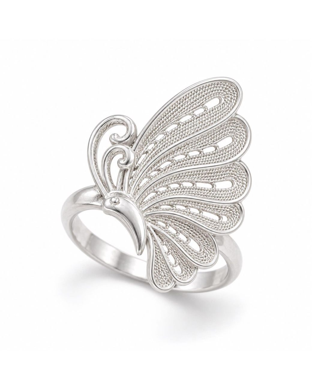 Yieon White Ala A Fine Filigree Ring