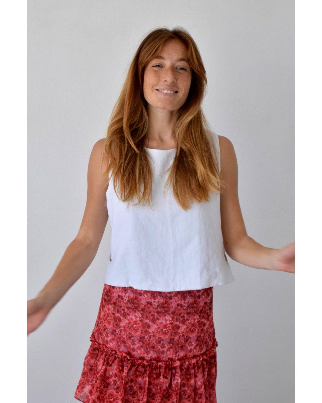 Mind Traveler White Claudia Linen Top