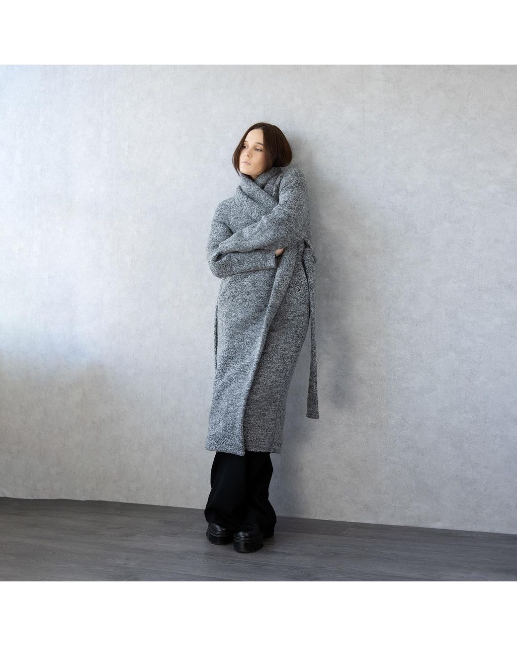Jana Coshè Gray Melange Wool Belted Coat – Long Soft Robe-Style Outerwear