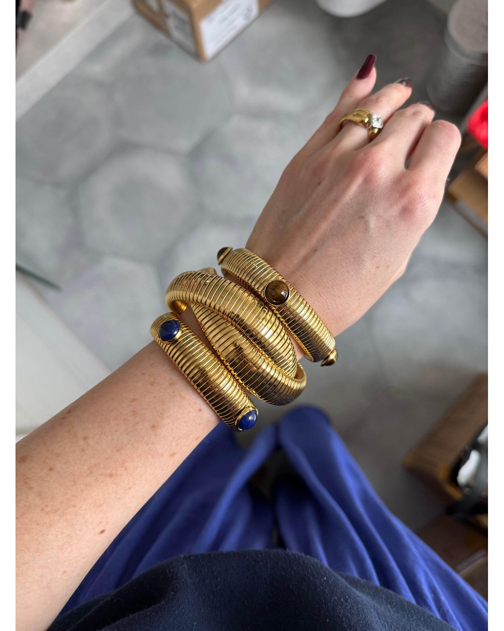Laura Gray Metallic Tiger's Eye Or Lapis Plate Omega Bracelet