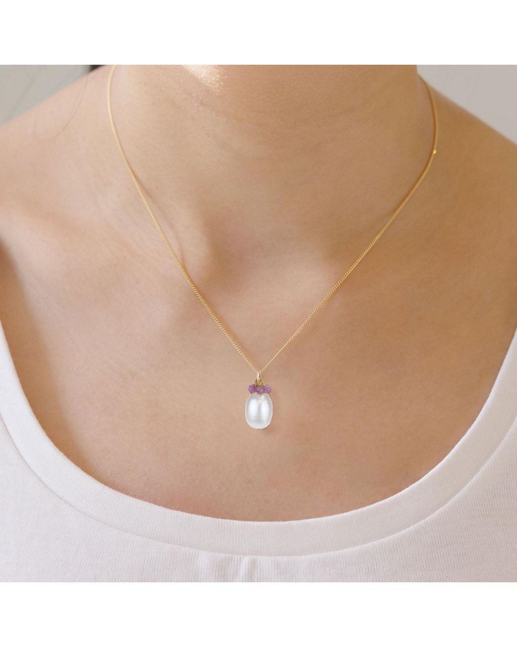 MOUNIR LONDON Metallic Pearl Cluster Drop Pendant