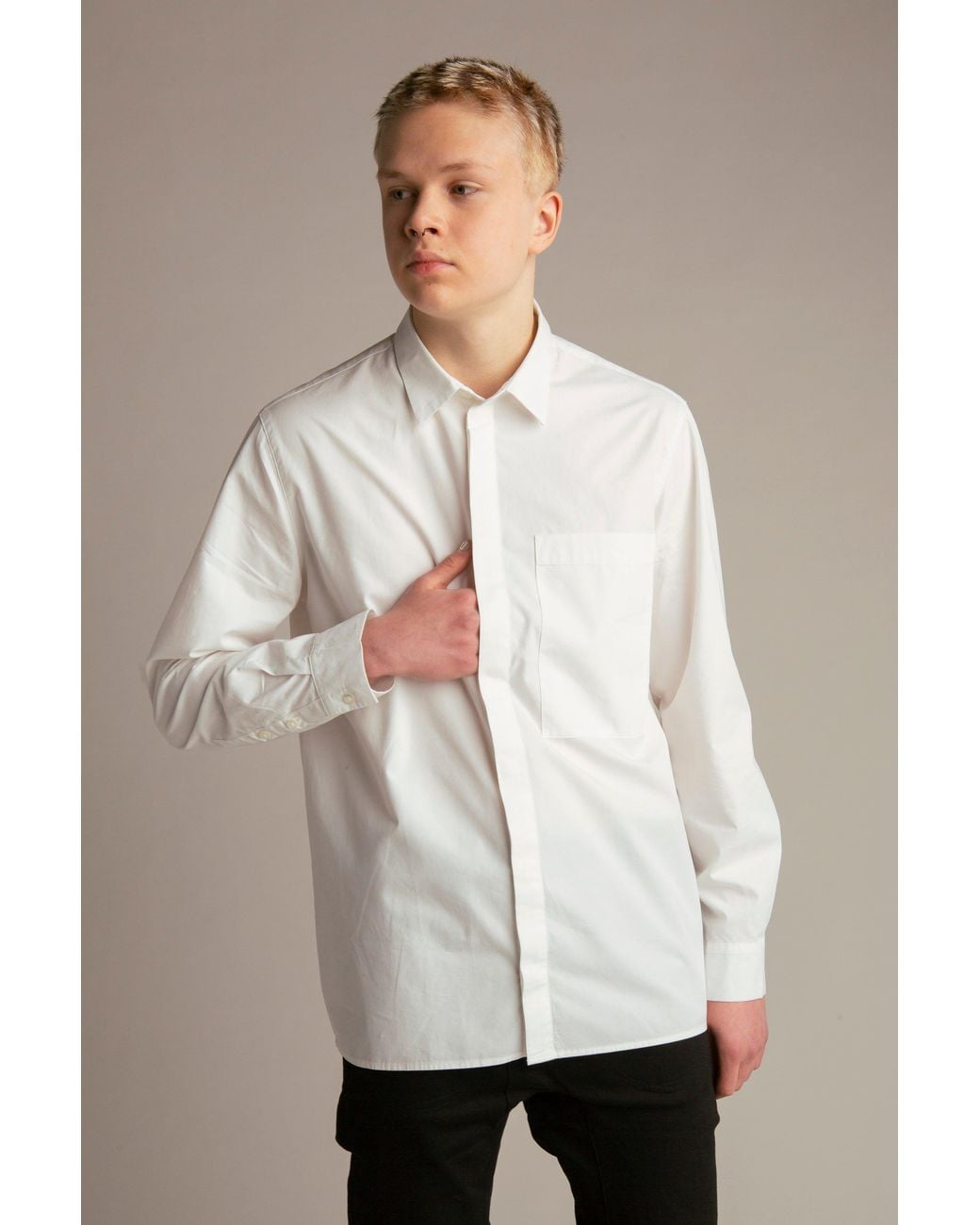 Reet Aus White Regular Fit Shirt For for men