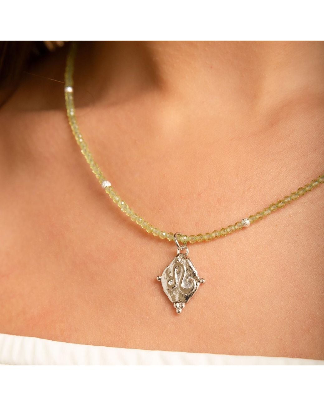 Seven Saints Metallic Leo Gemstone Choker Necklace, Peridot, Rhodium Plated
