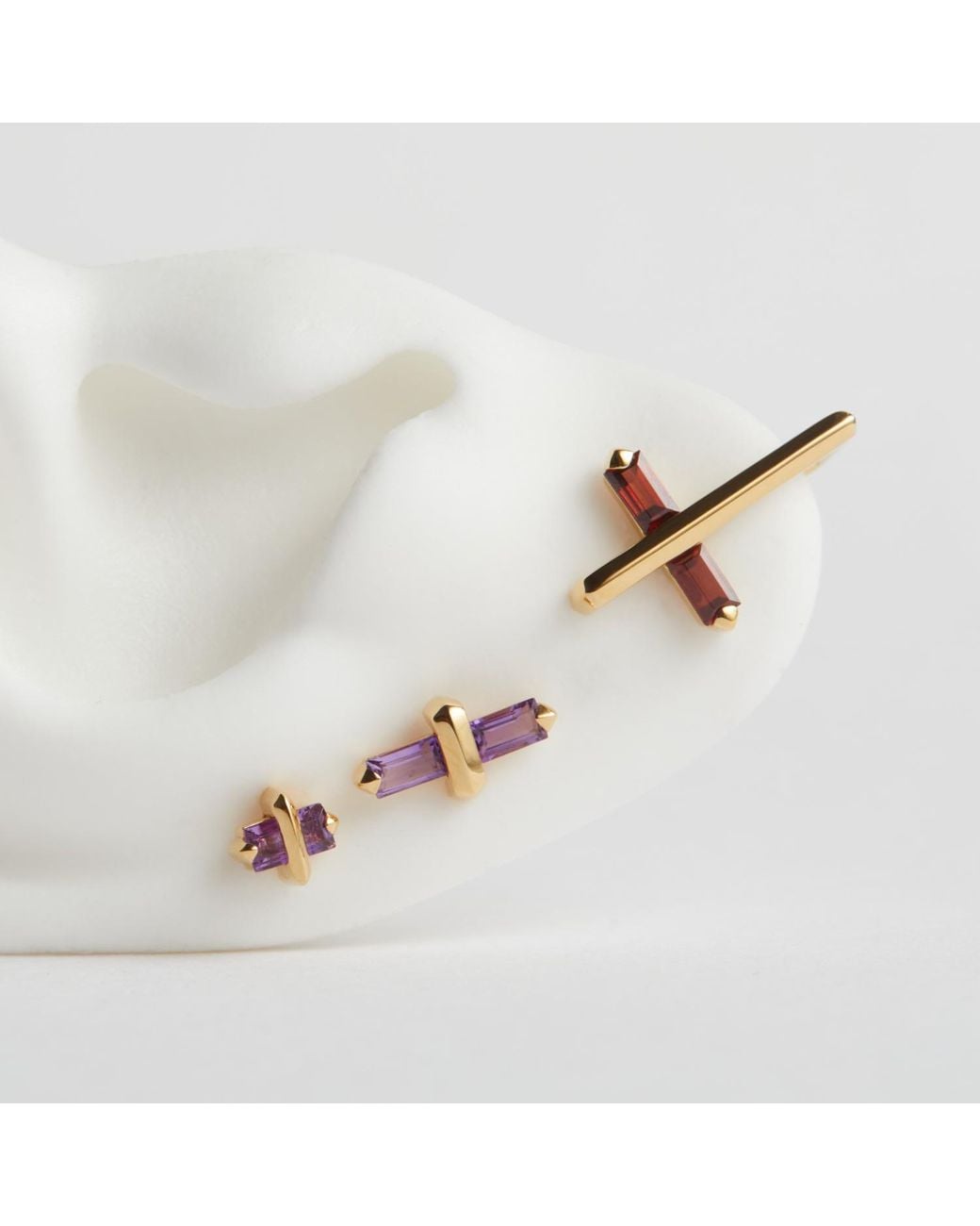 Kasun Metallic Angel Kiss Earring