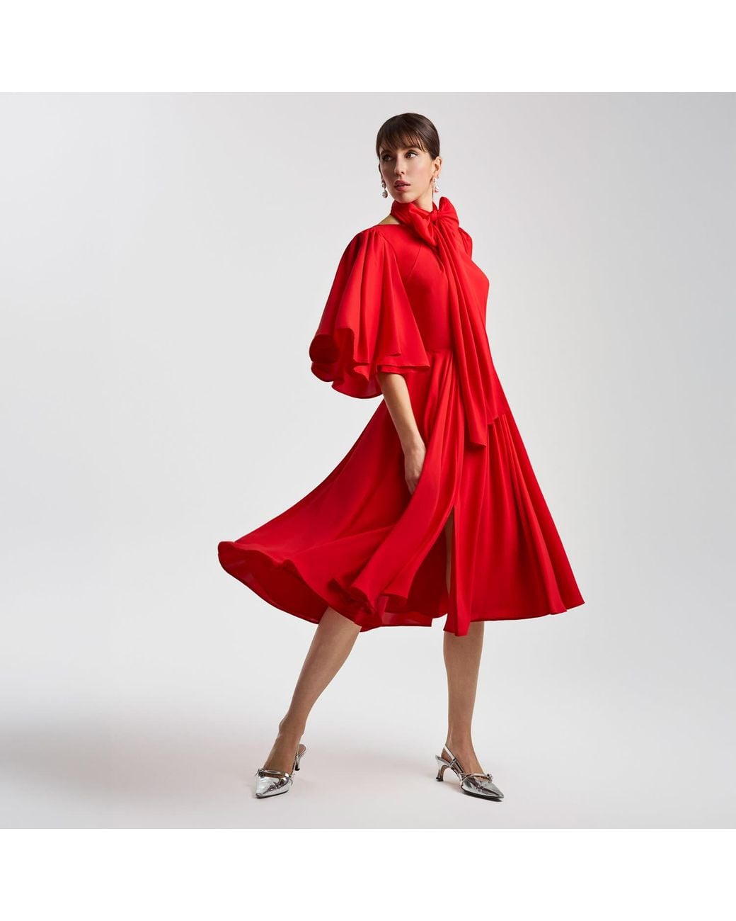 Femponiq Red Bow Tie Neck Pleated Midi Dress