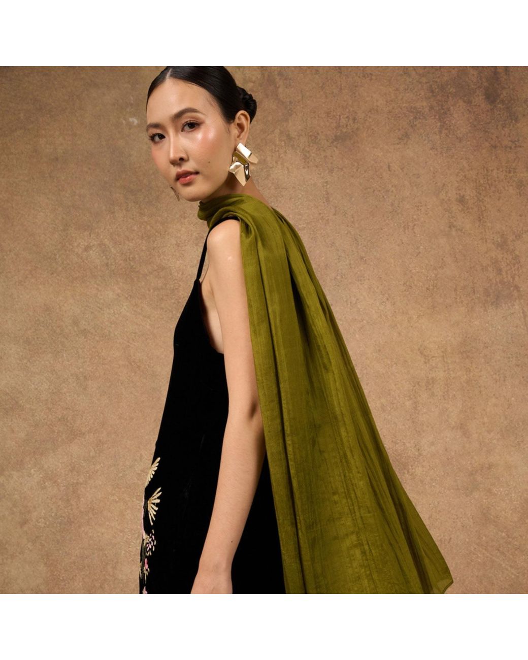 Silk and Bears Green Silk Scarf – Handmade Mulberry Silk Shawl