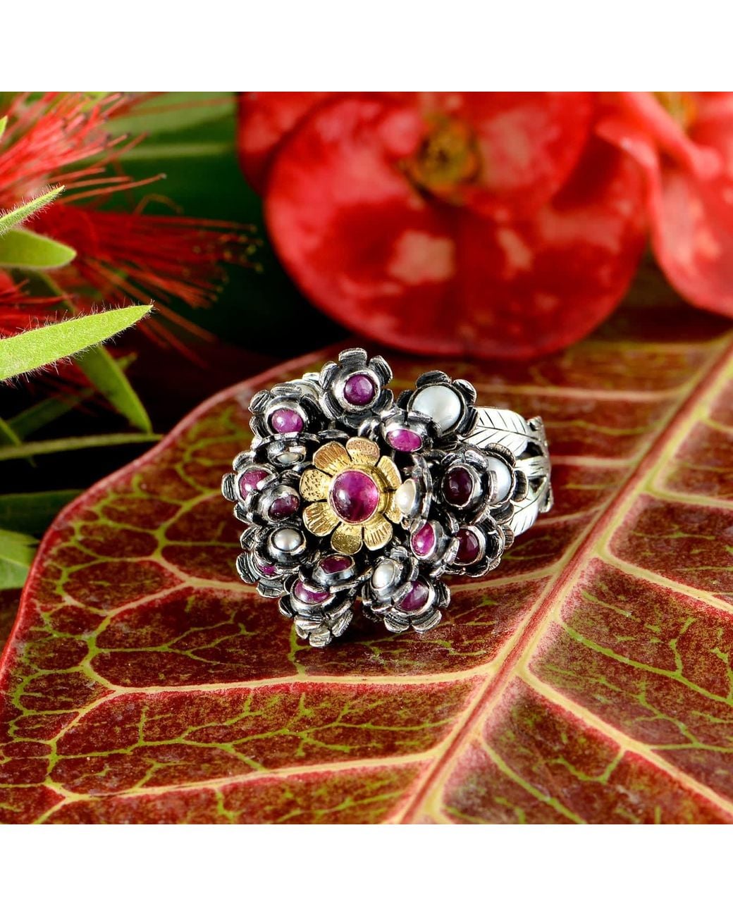 Emma Chapman Jewels Metallic Ruby Pearl Petal Ring