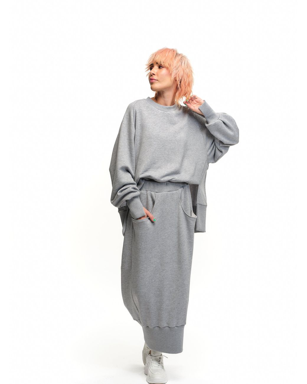 Clothes by Locker Room Gray Two-Piece Activewear Set