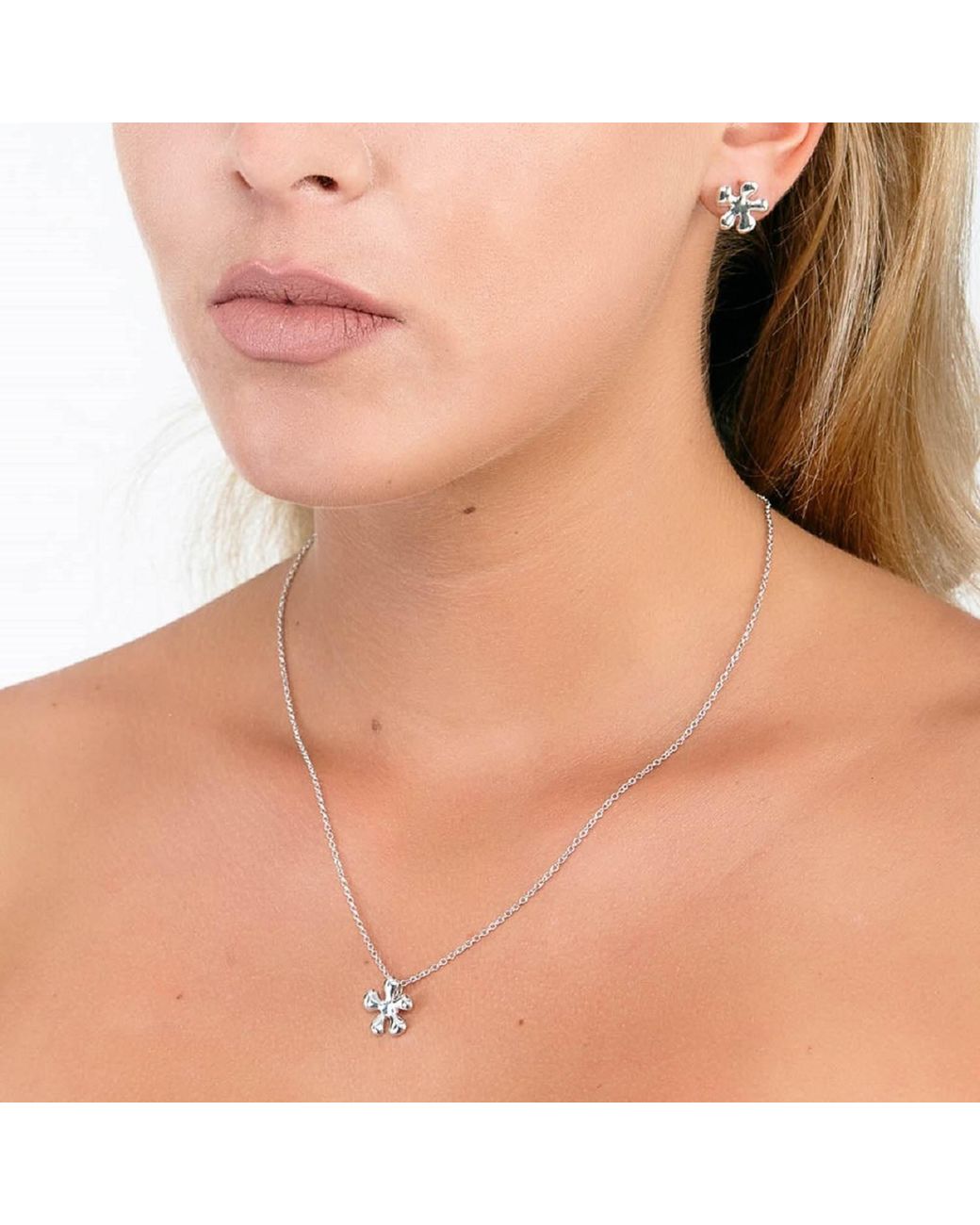 Lucy Quartermaine Metallic Sterling Small Splash Pendant