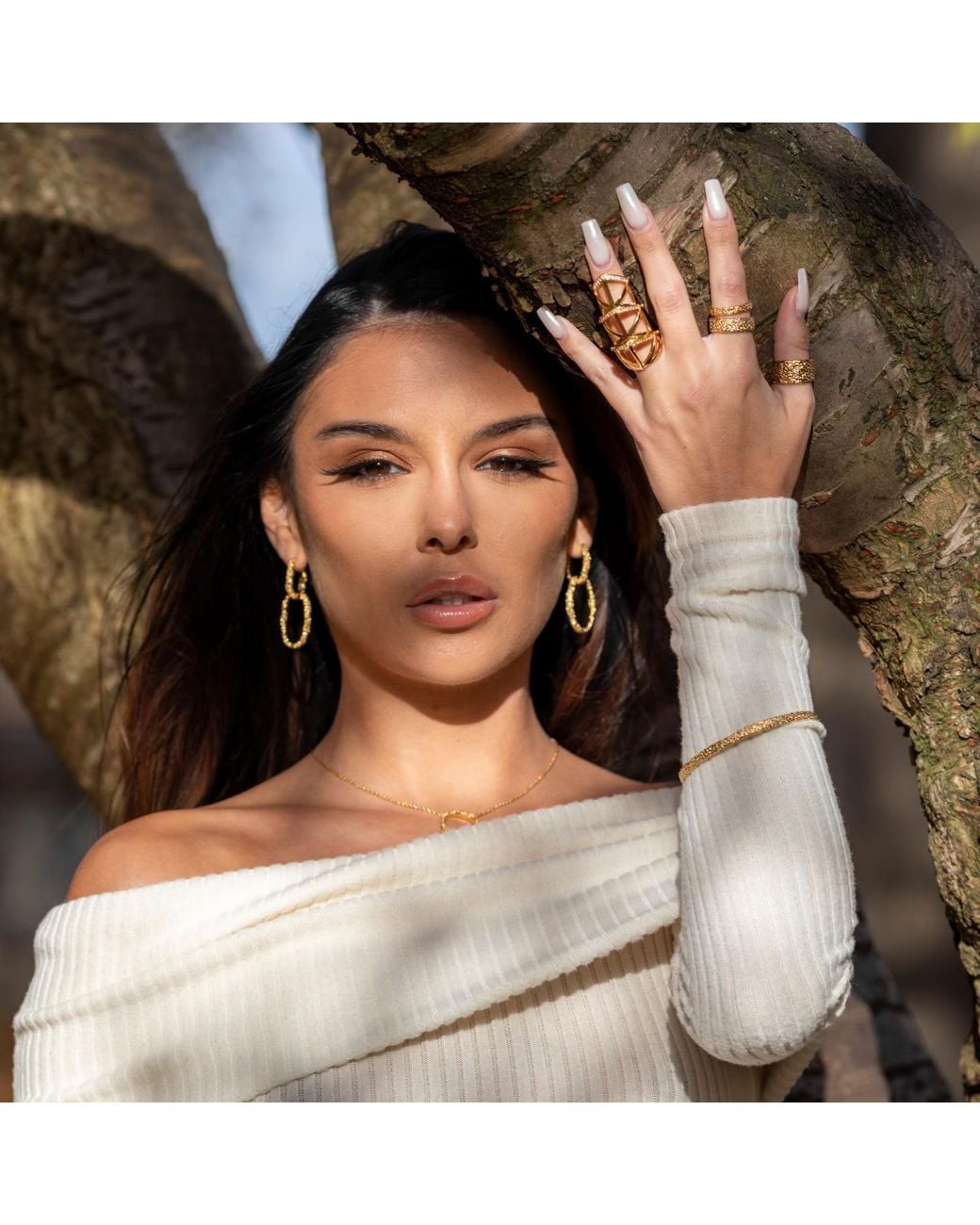 Lucy Quartermaine Metallic Middle Hula Ring
