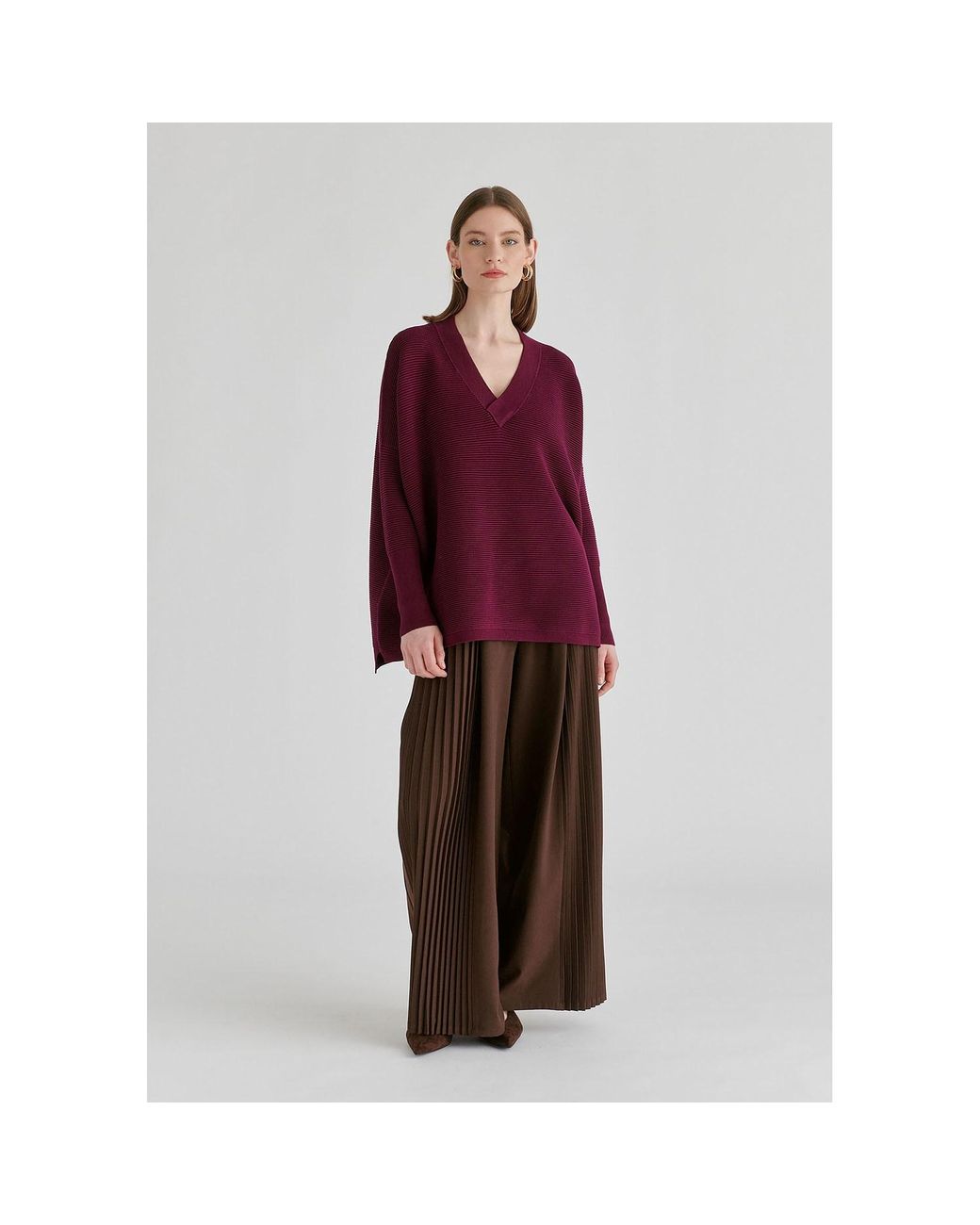 Paisie Purple V-Neck Ribbed Jumper