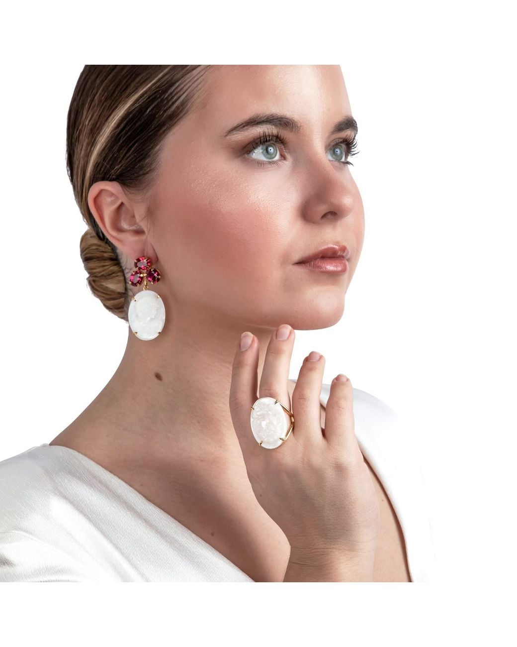 Bounkit Red Artemisa Earrings Pierced