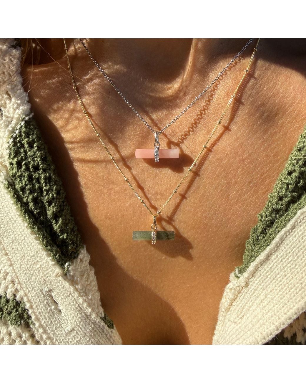 Zohreh Metallic Labradorite T-Bar Pendant 9K