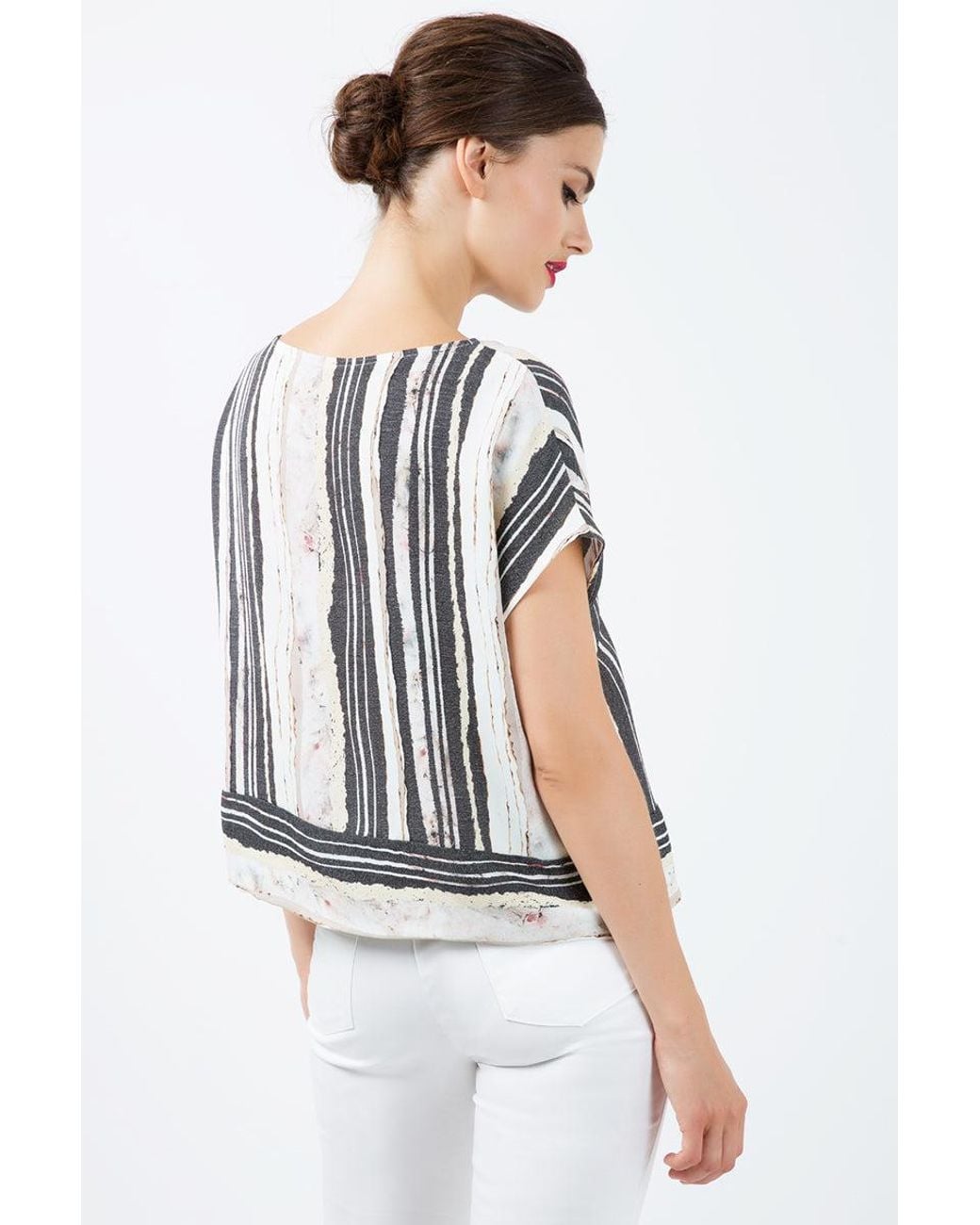 Conquista Black Loose Fitting Sleeveless Striped Top