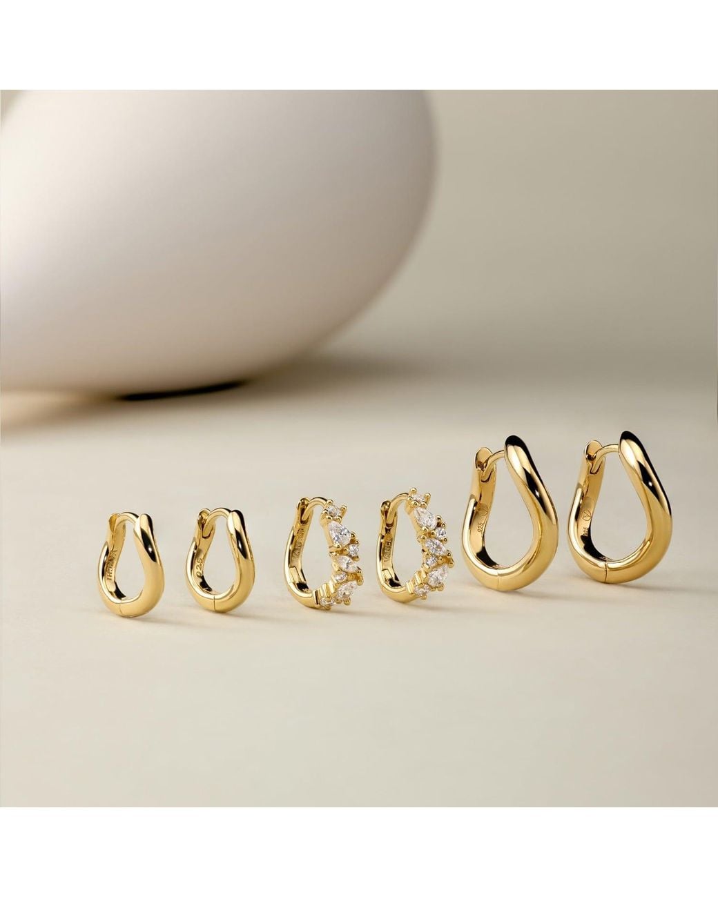 Vanhi Metallic Nori Twisted Crystal Huggies