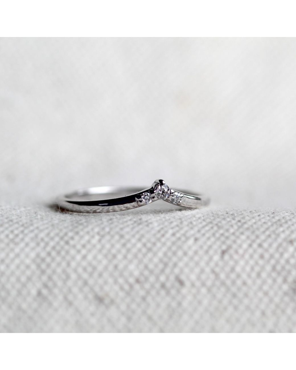 VicStoneNYC Fine Jewelry White Natural Diamond Platinum Curve Ring