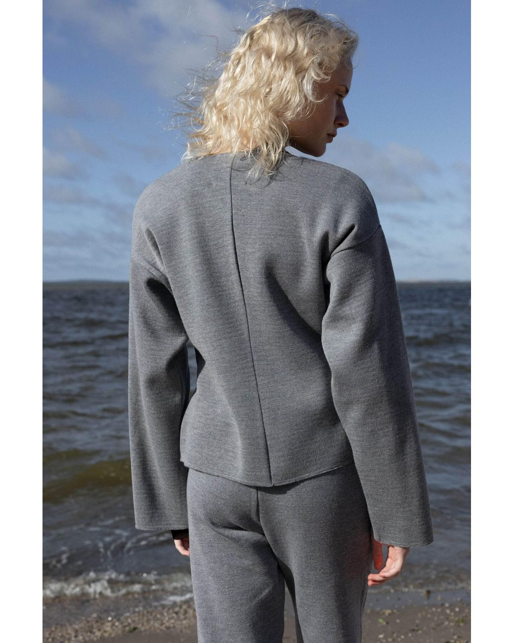 SALANIDA Gray Galante Knitted 100% Merino Blazer Light