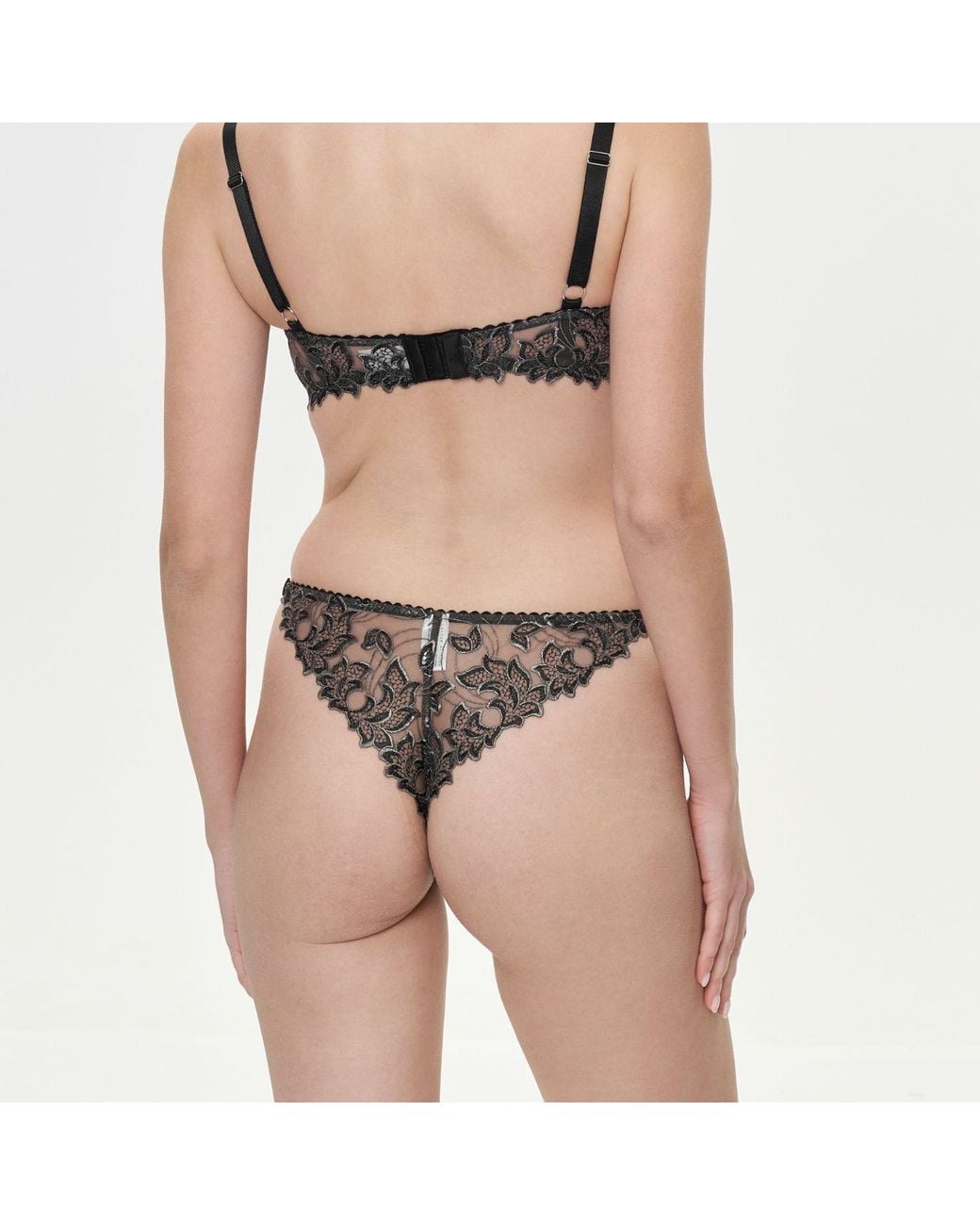Daily Underwear Black Bra Ivory
