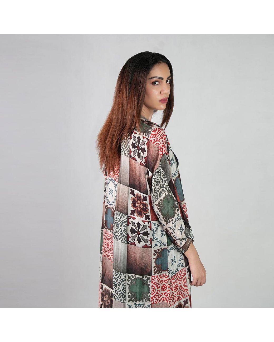 DHARA SHETH DUBAI Multicolor Celestial Tesserae Mosaic Print Kimono Dress