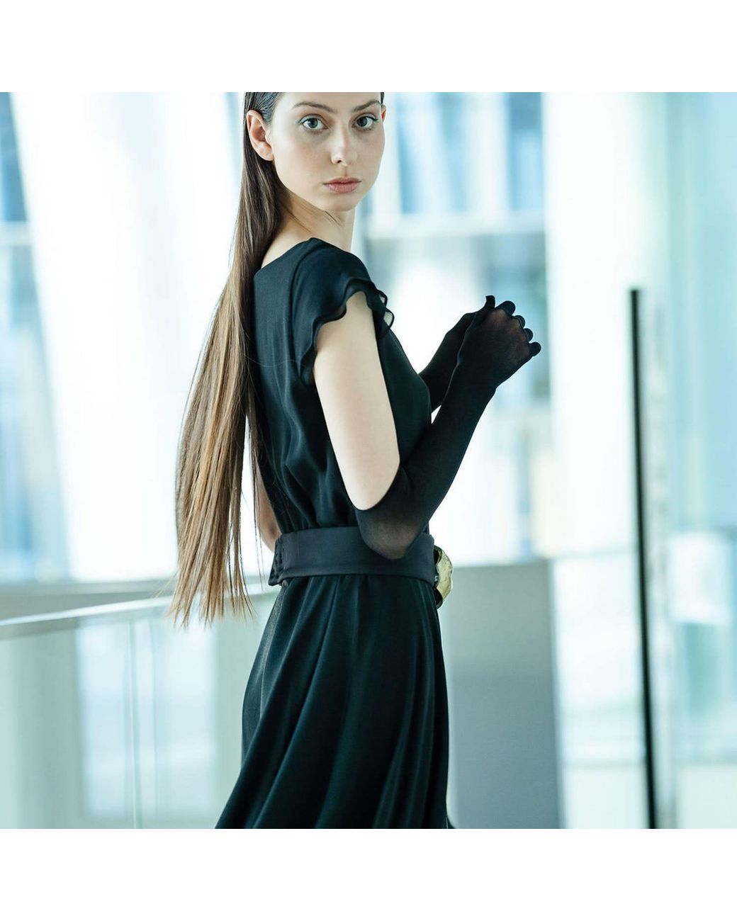 Laura Daili Blue Golden Face Glass Belt